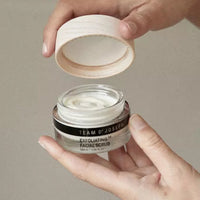 TEAM DR. JOSEPH EXFOLIATING FACIAL SCRUB