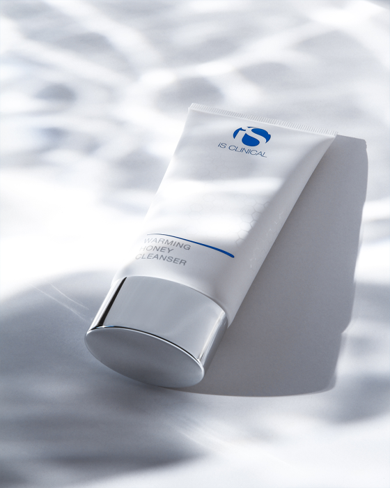iS CLINICAL WARMING HONEY CLEANSER