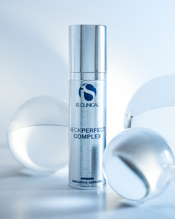 iS CLINICAL NECKPERFECT COMPLEX